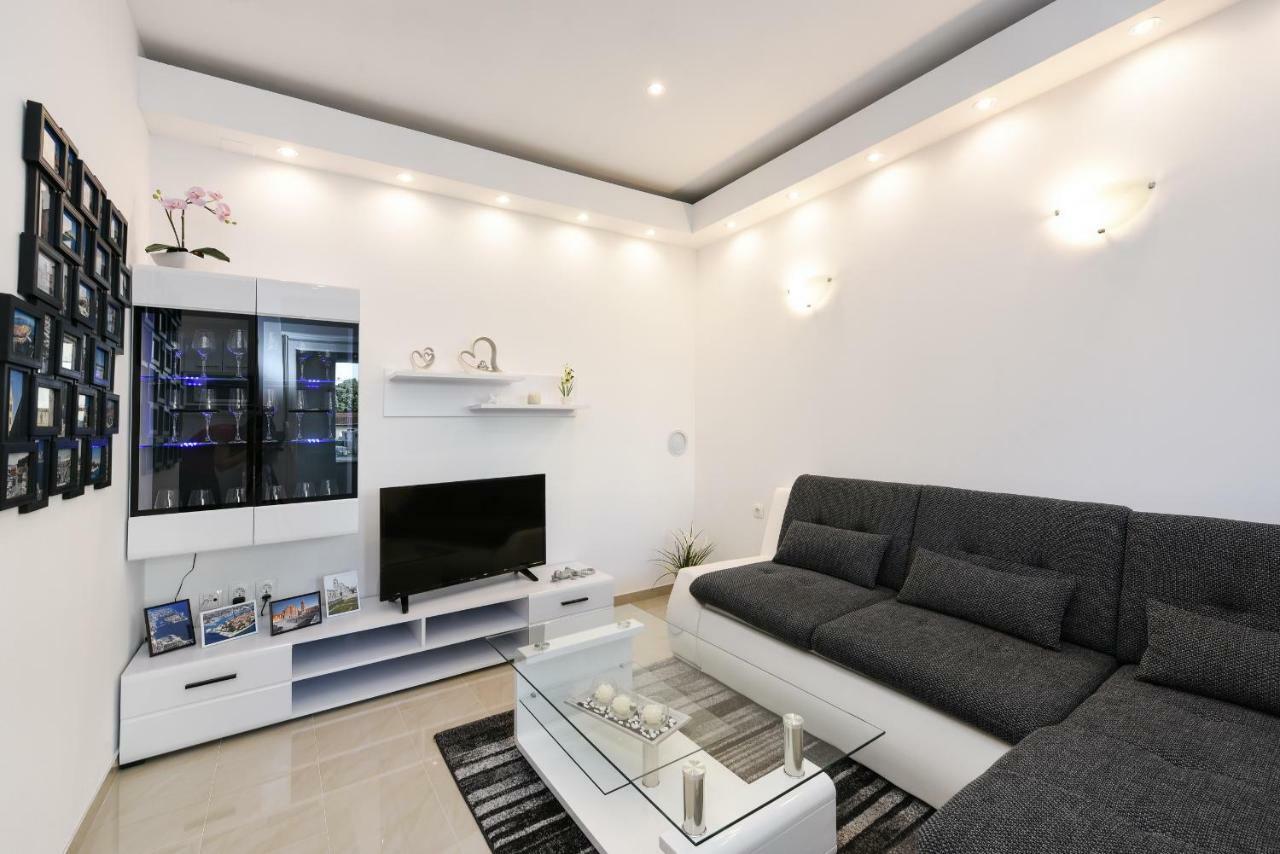 Apartment Katica Задар Екстер'єр фото